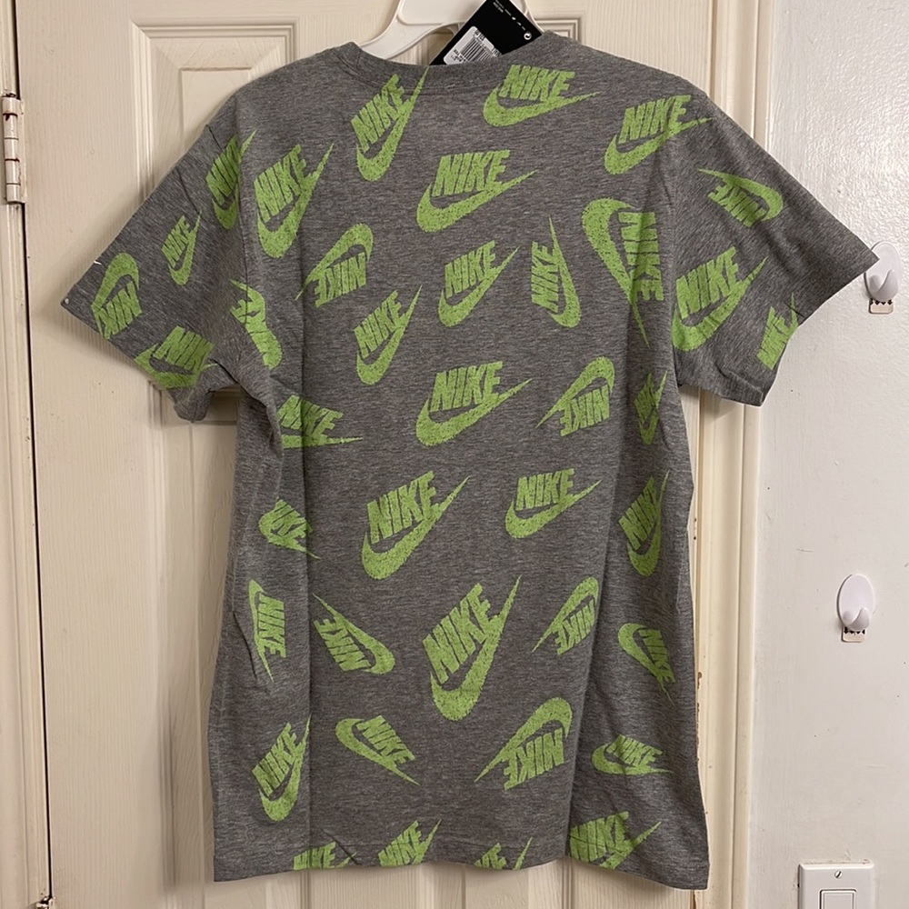 Nike Men’s Logo Shirt - Picture 4 of 8